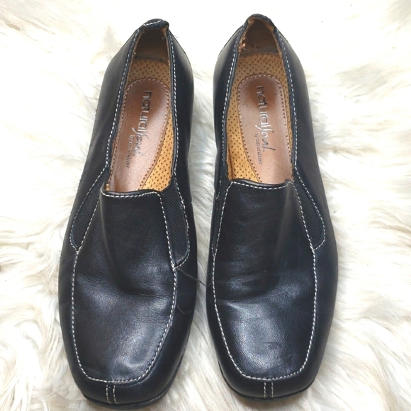 Natural Soul by Naturalizer Cajan Black Leather Slip Ons 6 - Picture 1 of 9